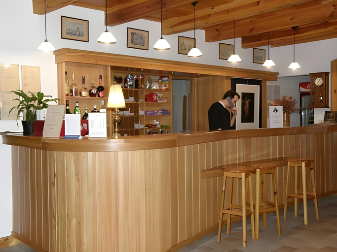 Food & Drinks 5, Bakony Hotel, Zirc