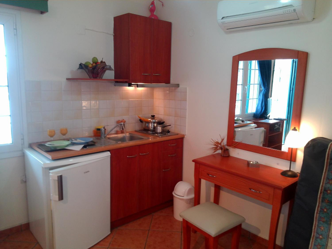 Others 5, Fantastico Studios #5 and #6, Ionian Islands