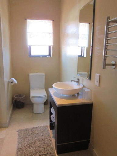 Bathroom 4, La Roche Guest House, City of Cape Town
