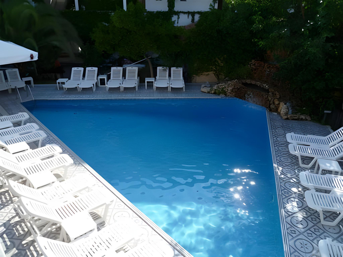 Others 3, Pegasus Hotel, Central Macedonia