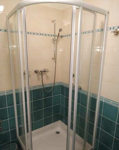Bathroom 3, Hotel Svaty Tomas, Český Krumlov
