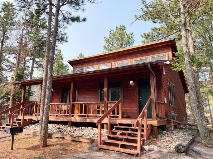 Columbine B Cabin Suite, Teller