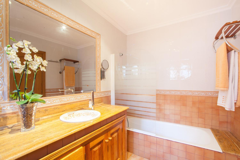 Bathroom 4, Sa Tanca mancorina - Villa With Private Pool, Baleares