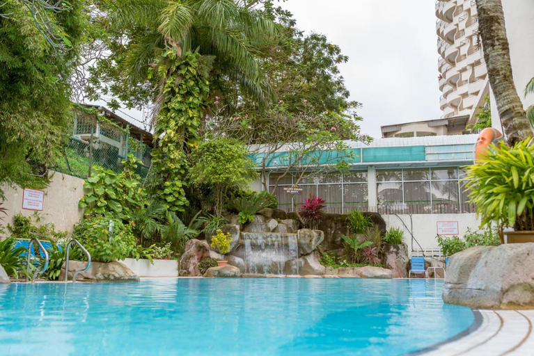 Sport & Beauty 2, J Beach Suites At Paradise Rainbow Beach Resort, Penang Island