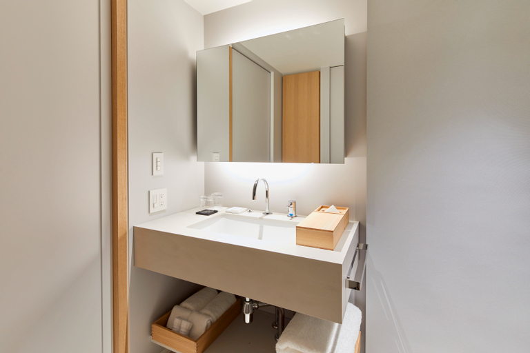 Bathroom 7