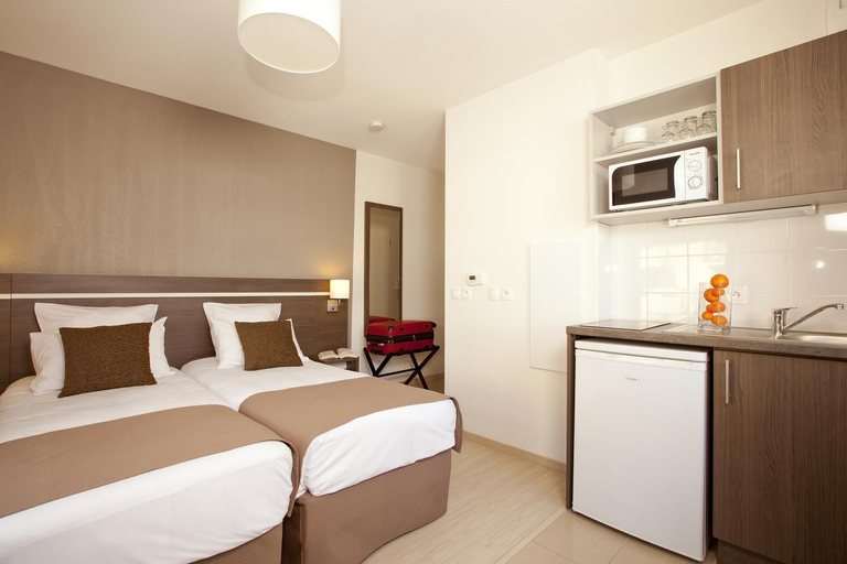 Bedroom 3, Séjours et Affaires Massy Atlantis, Essonne