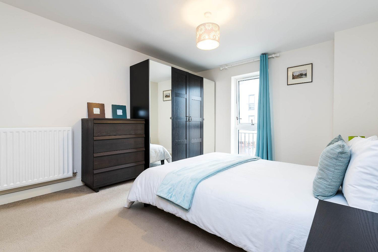 Others 5, Greenwich House, London