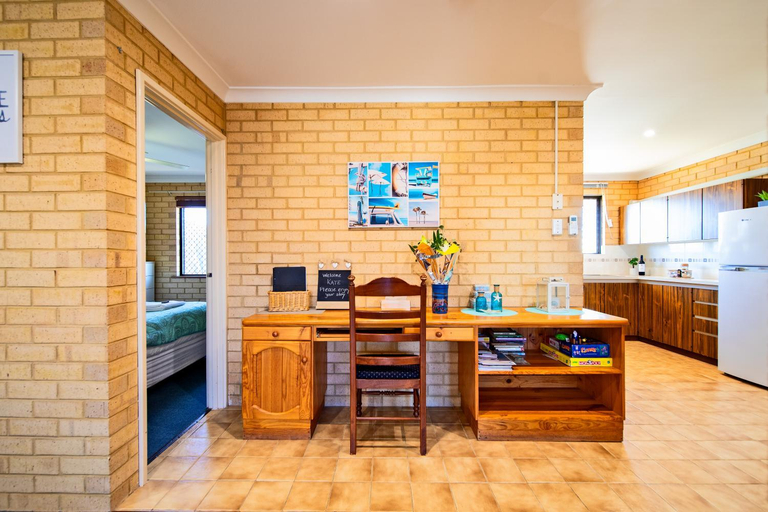 Dining Room 10