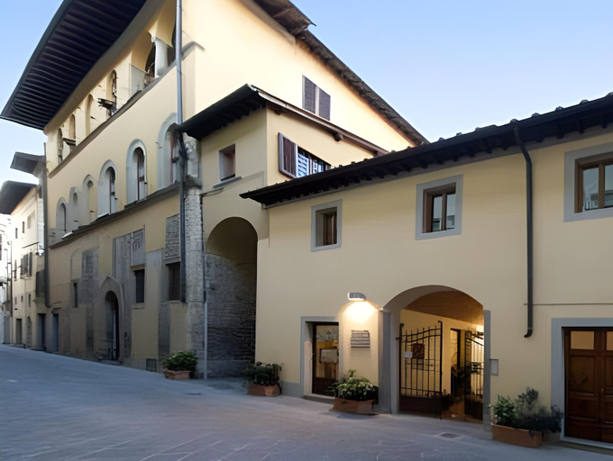 Others 4, Accademia Residence, Prato