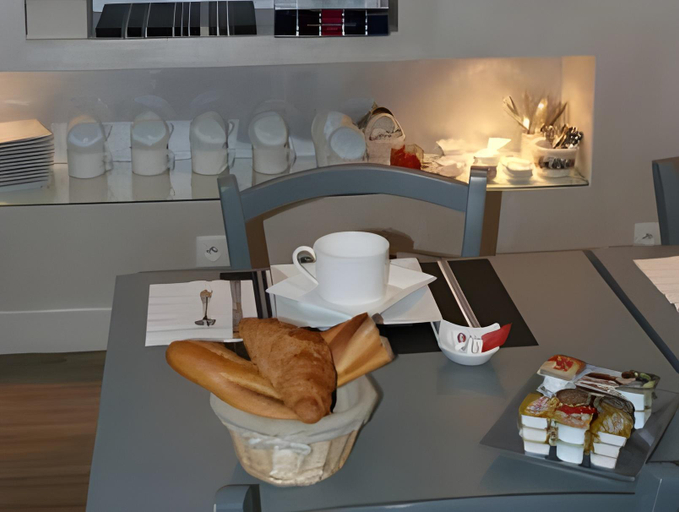 Food & Drinks 4, Hotel Saint Jean, Indre-et-Loire