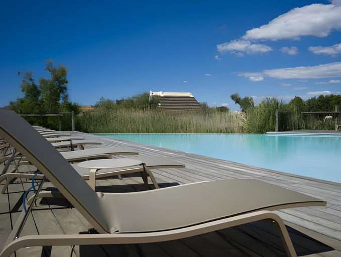 Sport & Beauty 2, Hotel Restaurant Les Arnelles, Bouches-du-Rhône