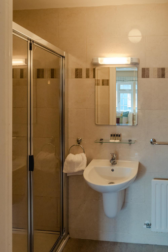 Bathroom 3, Seaview Heights