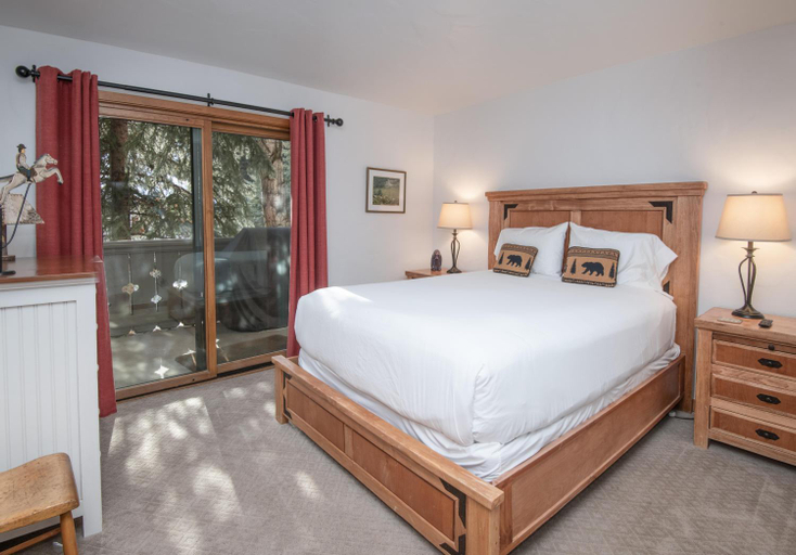 Bedroom 2, Villa Cortina 160, Eagle