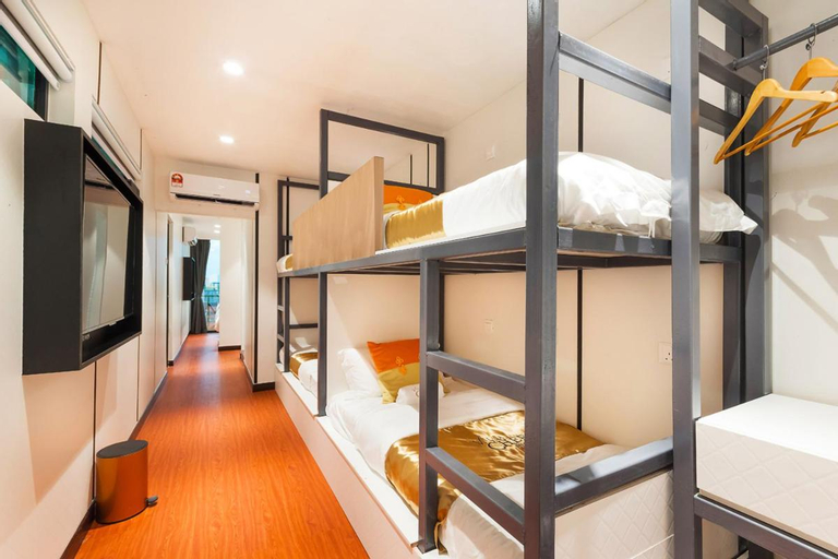 Bedroom 6
