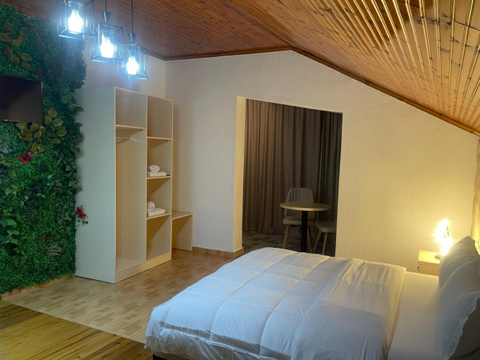 Others 5, four generation hotel, Shkodrës
