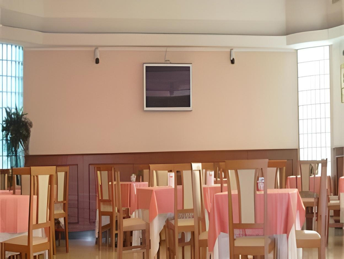Food & Drinks 5, Hotel - Motel Flower, Pavia