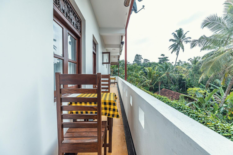Others 4, Villa Talpe, Habaraduwa