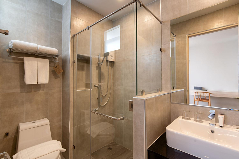 Bathroom 4, The Pride Hotel , Phitsanulok, Muang Phitsanulok