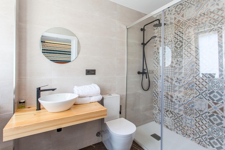 Bathroom 4, Mar do Ezaro - Boutique Hotel, A Coruña