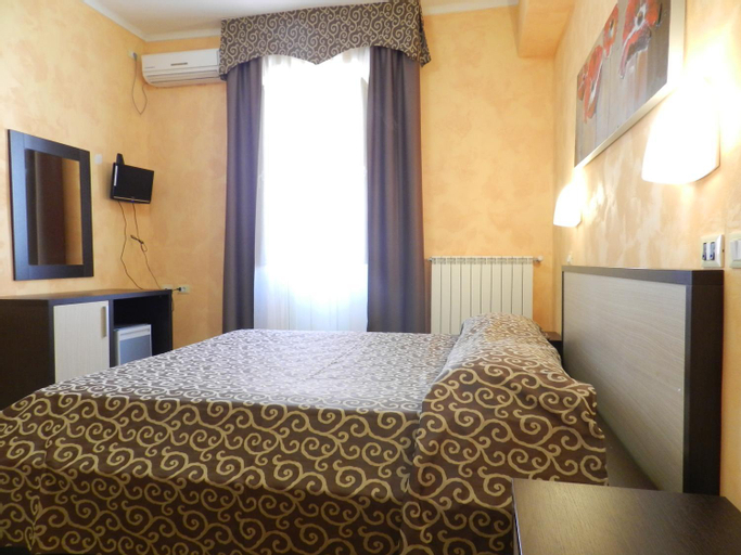 Bedroom 11