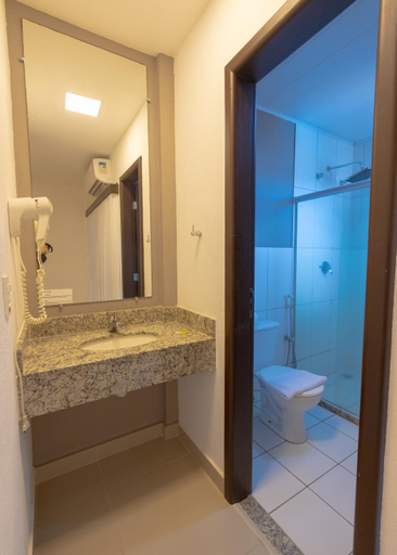 Bathroom 4, Hotel BHS, Linhares