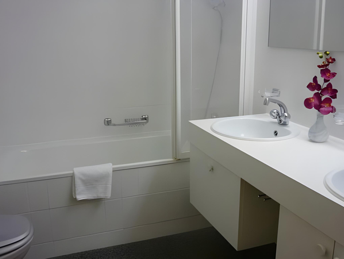 Bathroom 2, Ferienpark Tulai - Fam. Carl, Inn
