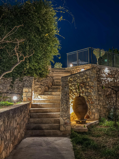 Others 4, Villa Recluso-3 bd luxury country villa, huge heated pool with hydromassage, individual bbq & large , Crete