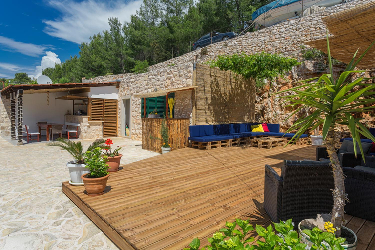 Others 5, Golden Bay Hvar, Hvar