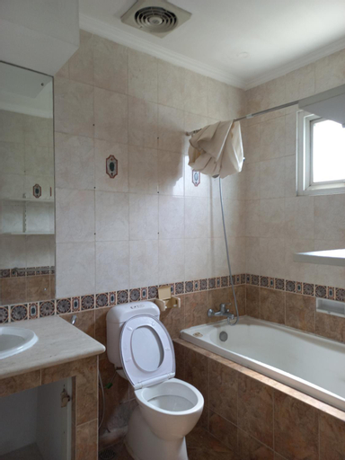 Bathroom 5
