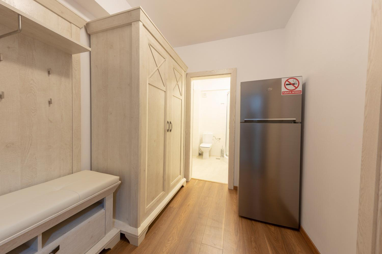 Bathroom 2, Crema Residence, Alba Iulia