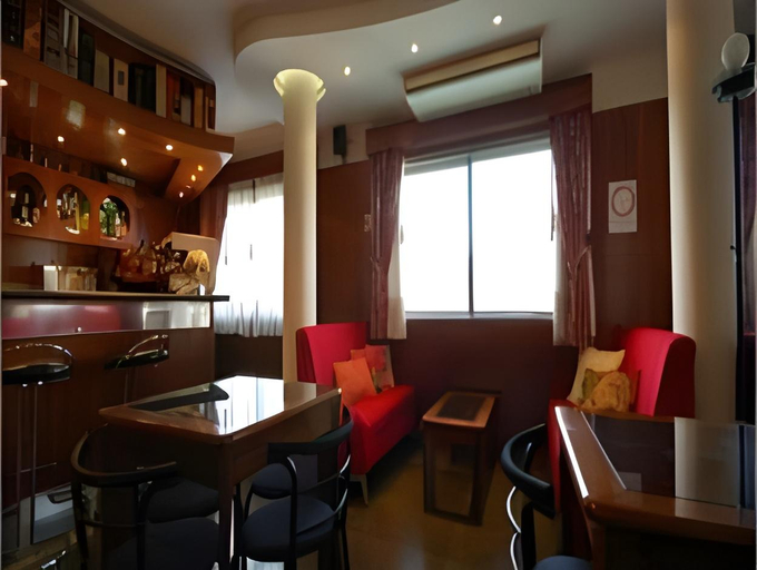 Others 5, Hotel O Cortico, Sever do Vouga