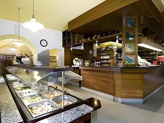 Food & Drinks, Hotel Raibl e Appartamenti, Udine