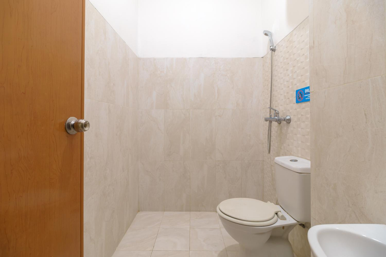 Bathroom 5