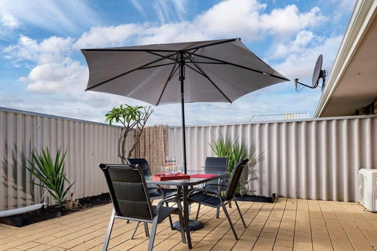 Exterior & Views 5, Comfortable Central Unit, Geraldton
