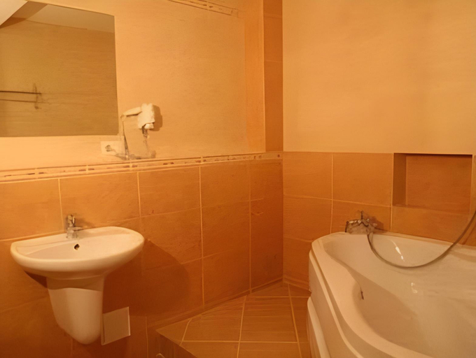 Bathroom 3, Grejaus Namas, Kėdainių