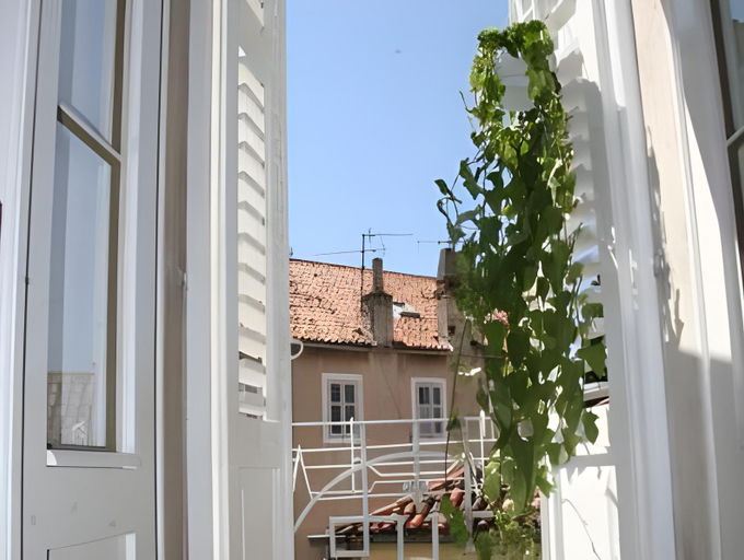 Others 2, Stylish Theatre Apartments, Split