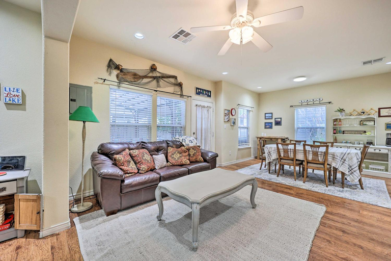Others 5, Inviting Afton Townhome with Hot Tub, Walk to Lake!, Delaware