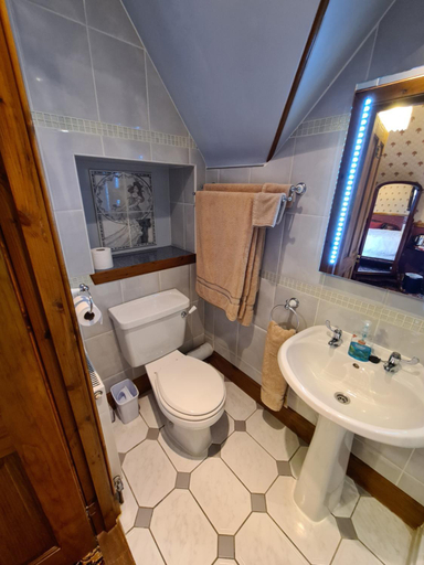 Bathroom 3, Bluebell House, Highland