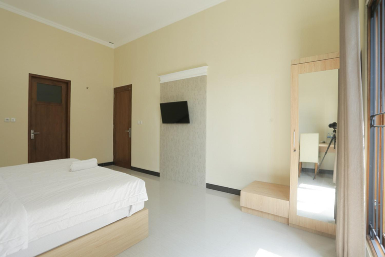 Bedroom 14