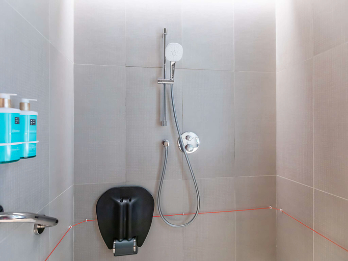 Bathroom 3