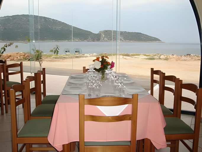 Food & Drinks 3, Faros Luxury Suites, Peloponnese