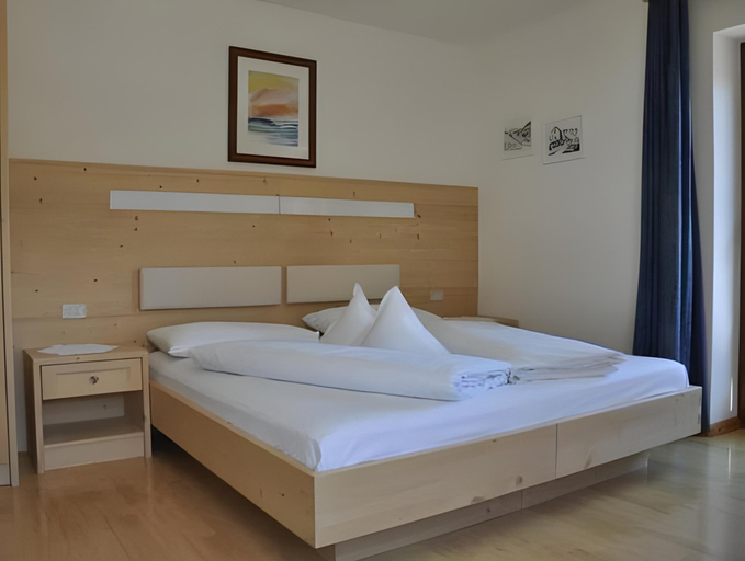 Bedroom 3, Declara B&B and apartaments, Bolzano