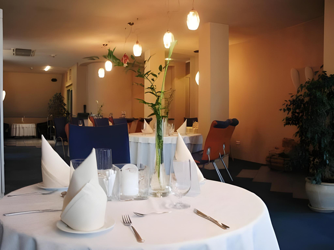 Food & Drinks 4, Hotel Podjadek, Ostrów Wielkopolski