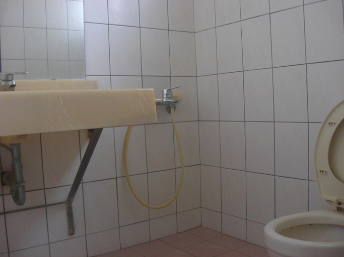 Bathroom 3, Uni Hotel, Taitung