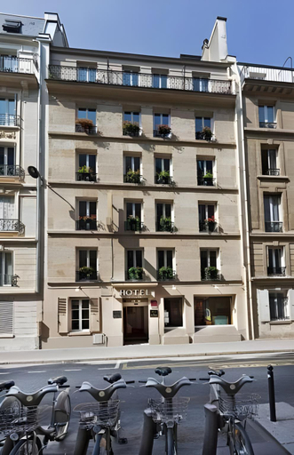 Others 3, Hotel Du Bresil, Paris