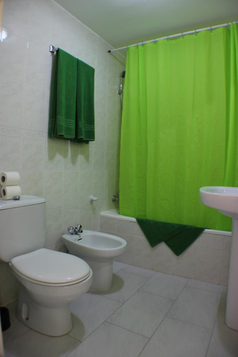 Bathroom 4, Aparthotel la Piramide, Las Palmas