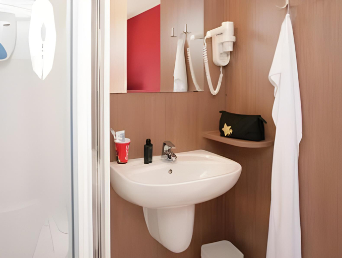 Bathroom, Nibelungenmotel Pochlarn, Melk