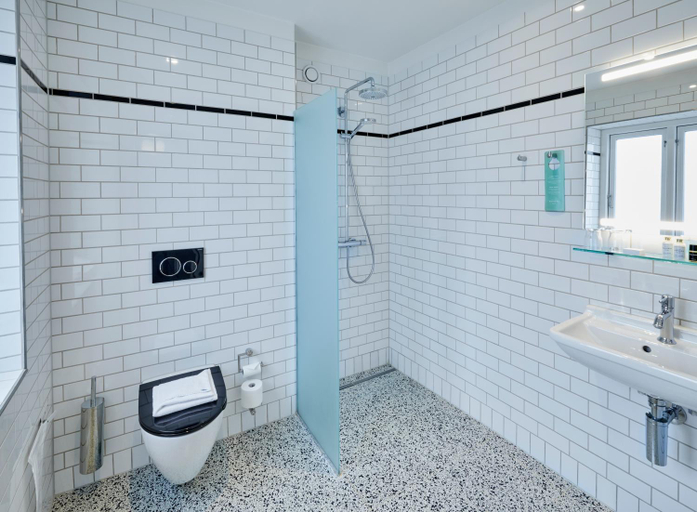 Bathroom 3, Hotel Randers, BW Premier Collection, Randers