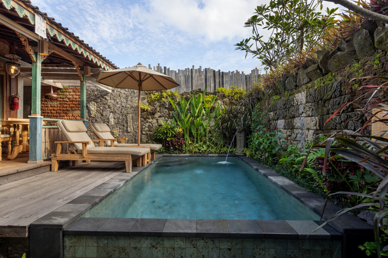 Swimming Pool 5