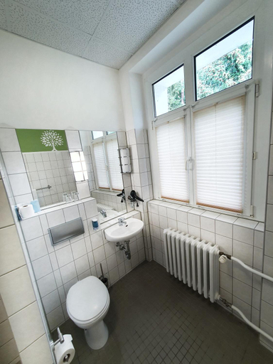 Bedroom 2, Teikyo Berlin - Hotel am Zeuthener See, Berlin